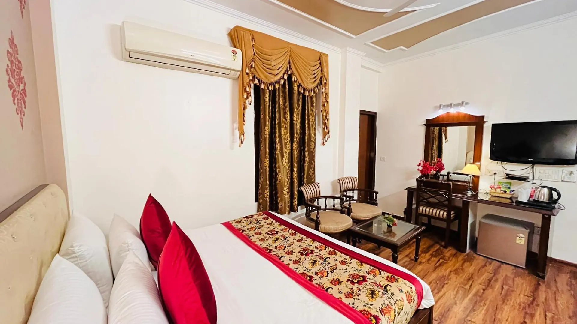 ***  Hotel Paras - Karol Bagh Delhi Indie