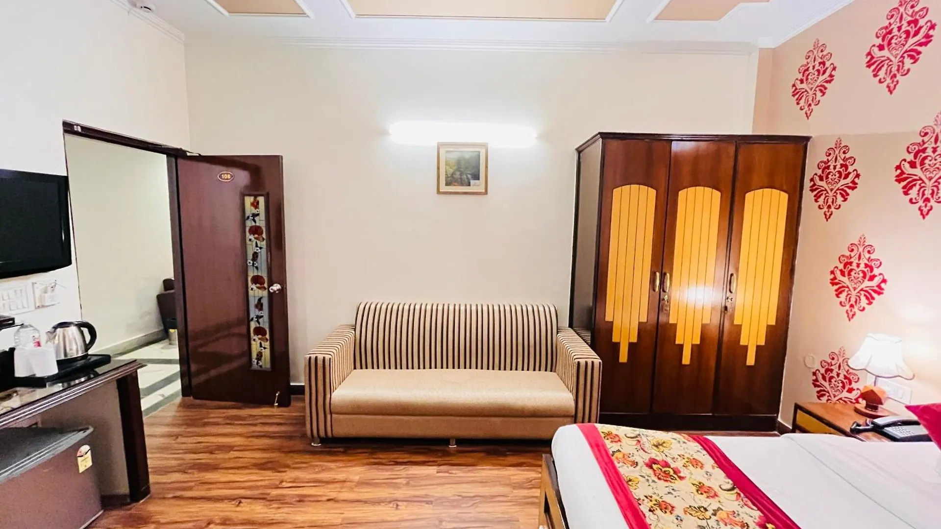 Hotel Paras - Karol Bagh Delhi  Delhi (National Capital Territory of India)